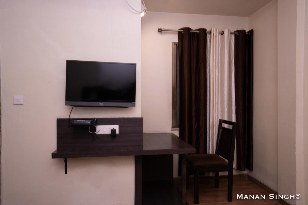 Hotel Samrat Jabalpur Exterior foto