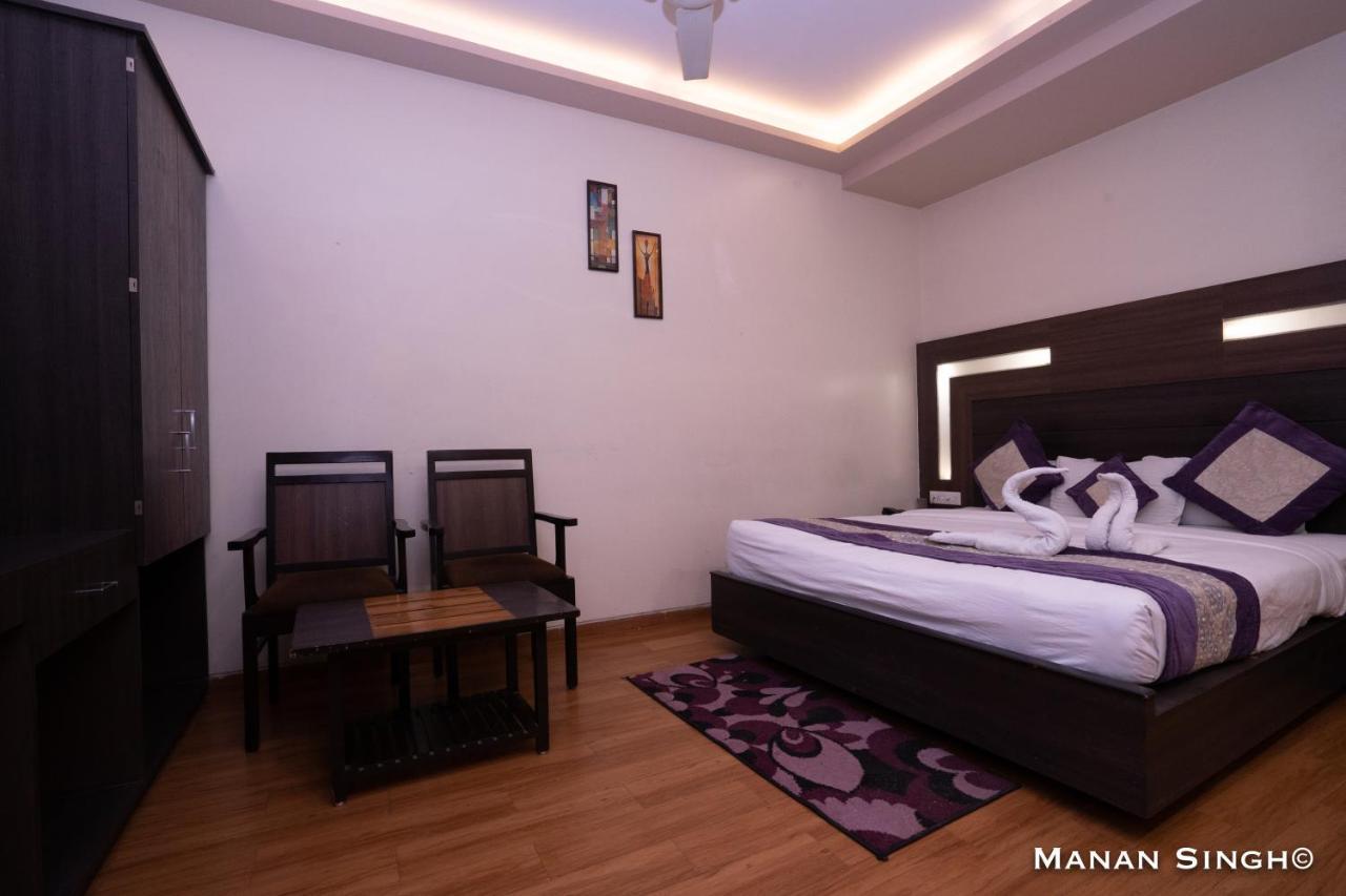 Hotel Samrat Jabalpur Exterior foto