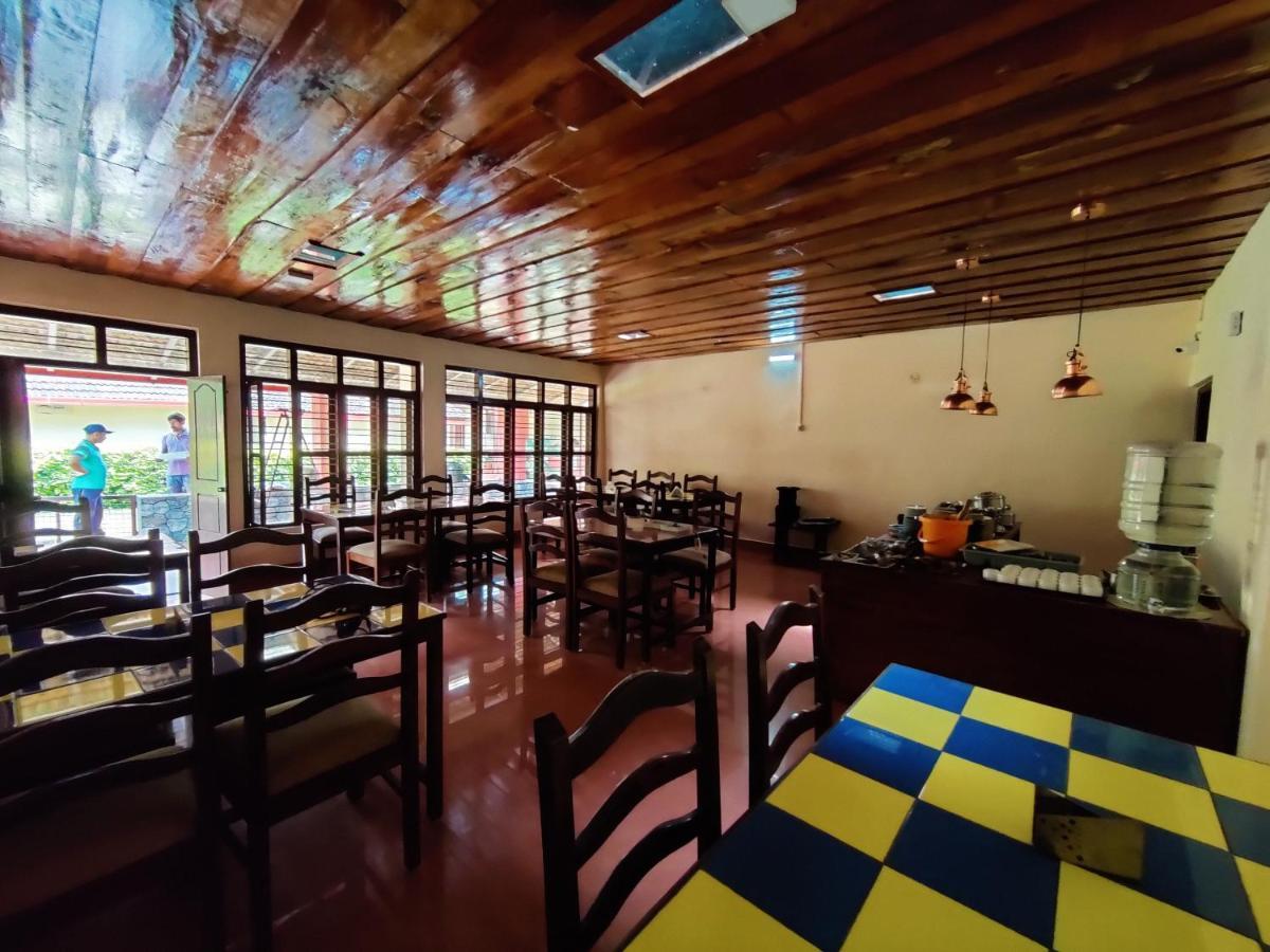 Hotel Samrat Jabalpur Exterior foto